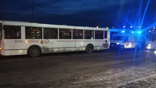 В Красноярске на ул. Глинки автобус насмерть переехал 85-летнюю женщину