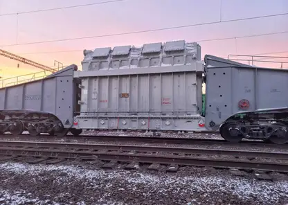 Красноярская железная дорога доставила в Хакасию трансформатор для модернизации Майнской ГЭС весом 236 тонн