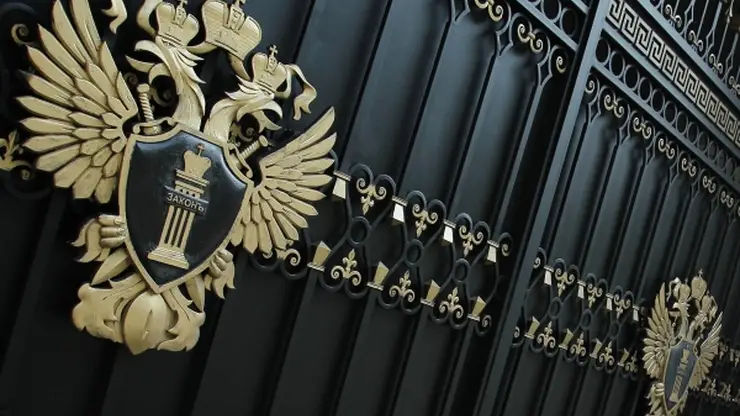 В Барнауле осудят укравшего драгоценности на 35 млн рублей охранника