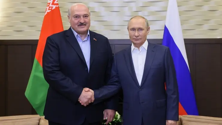 Президенты России и Белоруссии договорились о развёртывании региональной группировки войск