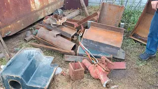 Жителям Шарыповского района за кражу 6 тонн металла грозит до 5 лет тюрьмы