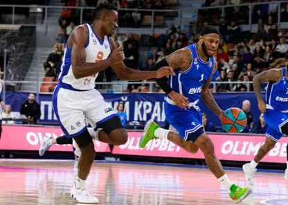 Баскетболисты красноярского «Енисея» в гостях проиграли «Парме-Пари»