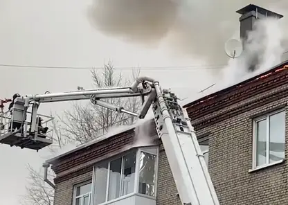 В Томске из-за сварочных работ загорелся дом на улице Кулагина