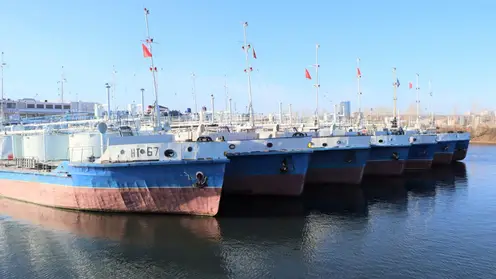 Более 400 судов готовит Енисейское речное пароходство к новому навигационному сезону