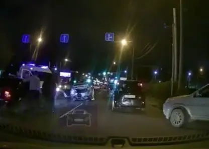 В Красноярске иномарка разбилась из-за плохой дороги