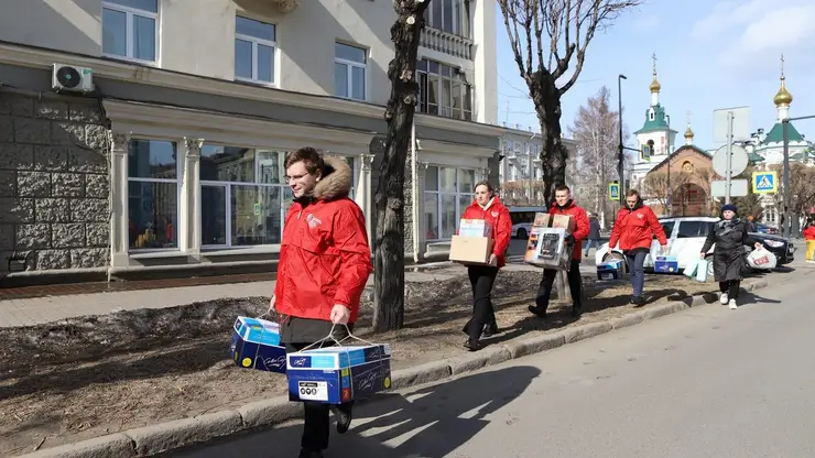 Сотрудники КрасЖД присоединились к Всероссийской акции #МыВместе по оказанию гуманитарной помощи Донбассу