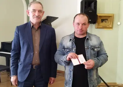 Сотрудник СУЭК из Бородино стал Почетным донором России