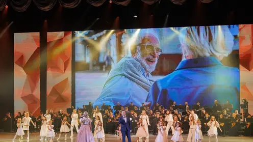 В Красноярске состоялся концерт в честь дня пожилых людей