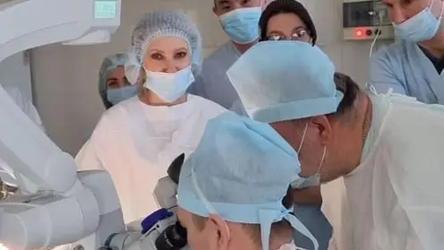 В Красноярске отоларингологи успешно удалили опухоль гортани у 3-летнего ребёнка