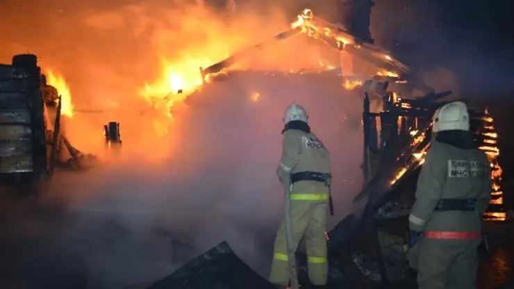 В Балахтинском районе при пожаре в жилом доме погиб человек