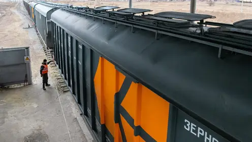 Рекордное количество зерна отправлено со станций Красноярской железной дороги в марте