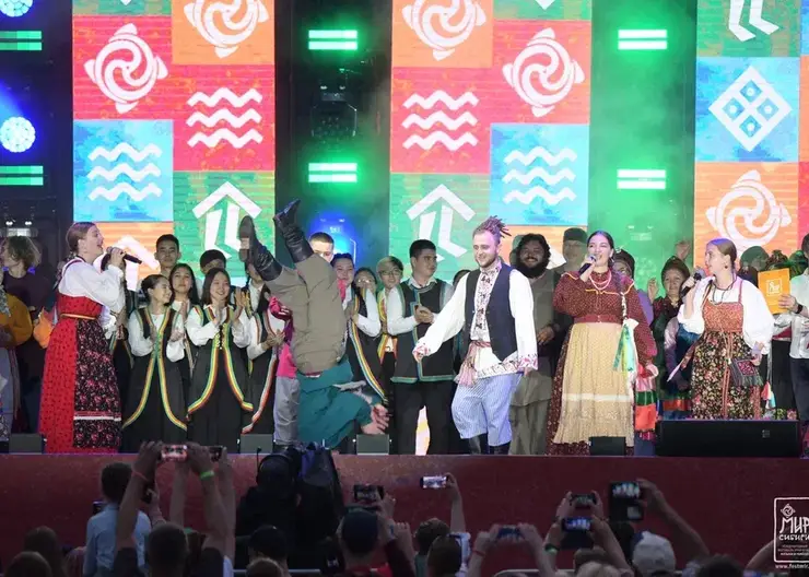 Международный фестиваль этнической музыки и ремёсел «Мир Сибири» за два дня посетили 32 500 человек