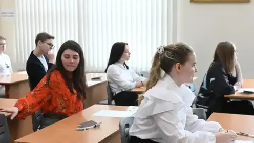 В Красноярске 8-летнюю девочку учитель оставила на морозе