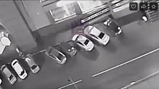 Красноярец прыгал по крышам автомобилей на Лесопарковой