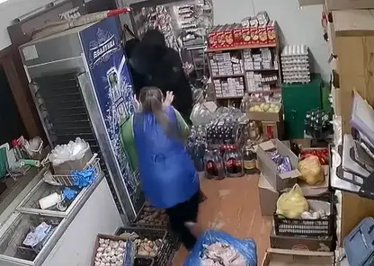 Топорная работа: в Иркутской области задержали налетчика на продуктовый магазин