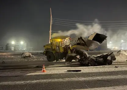 Сотрудники ГИБДД выясняют обстоятельства смертельного ДТП c трактором в Норильске
