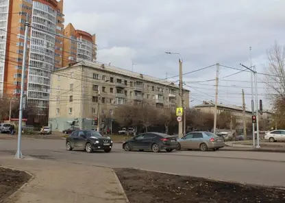 В Красноярске на ул. Киренского появился новый светофор