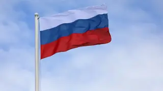 Огромный флаг снова вернули на Николаевскую сопку Красноярска
