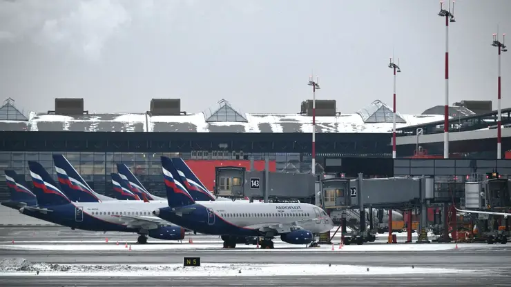 В аэропорту Новосибирска 12 пассажирам отказали в полёте из-за отсутствия свободных мест