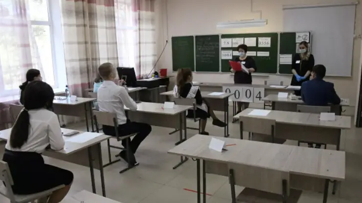 В Красноярском крае почти 13 тысяч девятиклассников написали ОГЭ по математике на 4 и 5