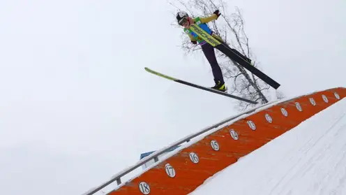Красноярка Гульназ Абдуллаева установила новый рекорд по прыжкам на лыжах с трамплина
