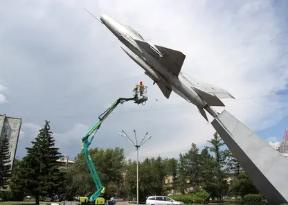 В Красноярске стартовали работы по реставрации легендарного МиГ-21Ф