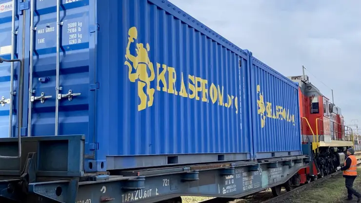 ОАО «РЖД» впервые организовало перевозку цветной руды в контейнерах оpen top отечественного производства из Красноярского края в Узбекистан