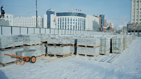 Работы по благоустройству площади Ленина в Якутске завершат в октябре